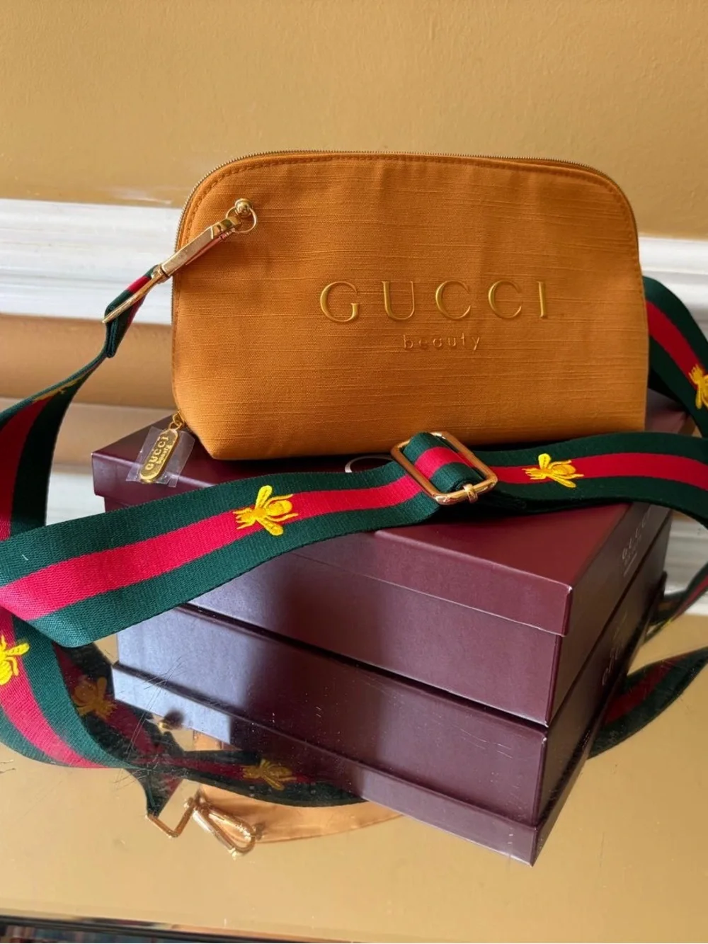 Gucci beauty pouch